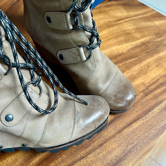 Sorel Joan of Arctic wedge boots - Picture 7 of 12